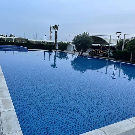 Stunning 2 Bedroom Holiday Home In 5-Star Resort Trikomo Ngoại thất bức ảnh